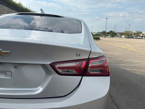 Used 2021 Chevrolet Malibu LT image 5