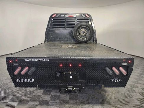 Used 2024 Ford F250 XL AWD/4WD image 6