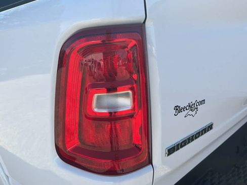 New 2026 RAM 1500 4x4 Crew Cab image 15