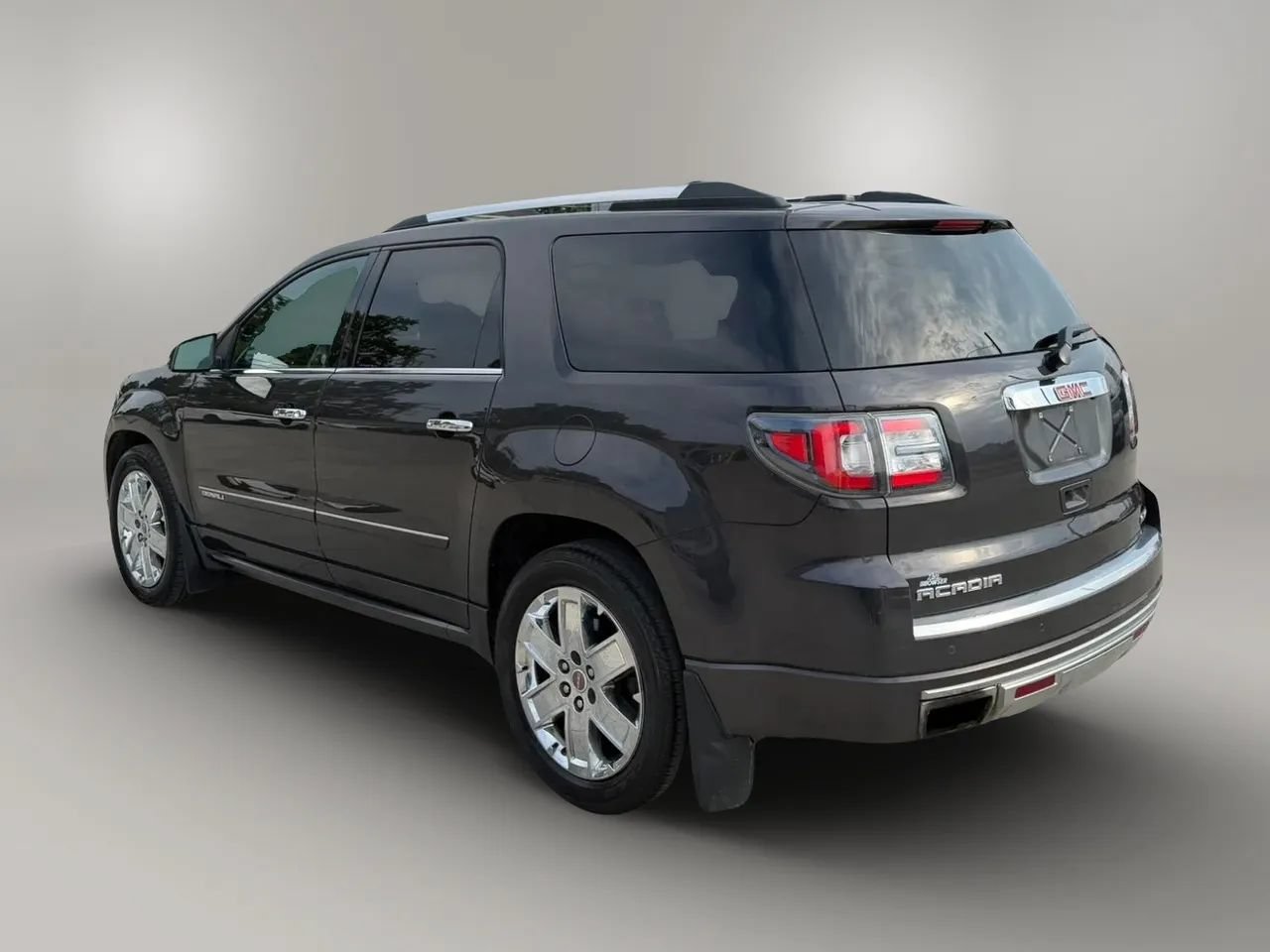 Used 2016 GMC Acadia Denali AWD/4WD image 5