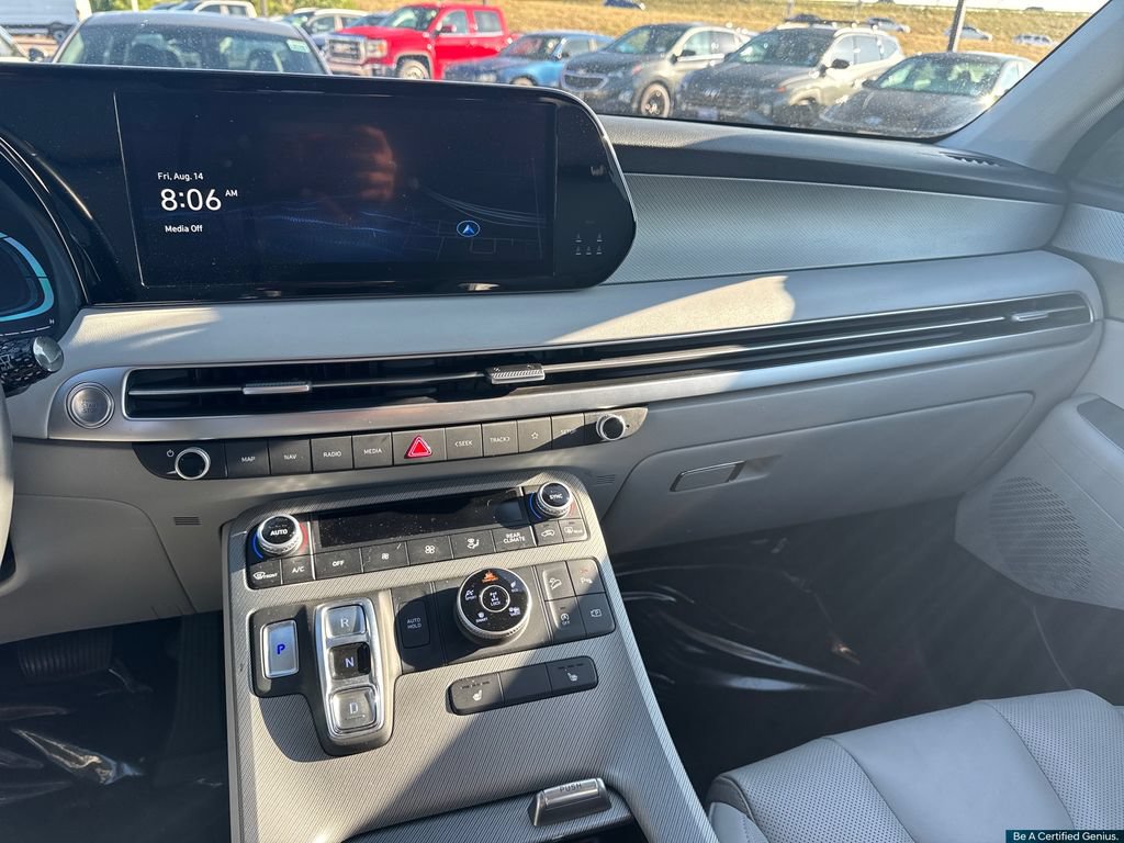 Certified 2025 Hyundai Palisade SEL AWD/4WD image 42