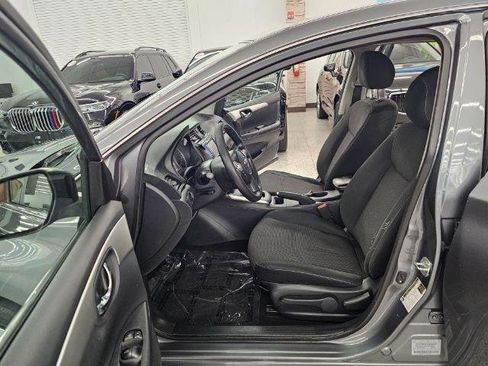 Used 2019 Nissan Sentra S FWD image 29