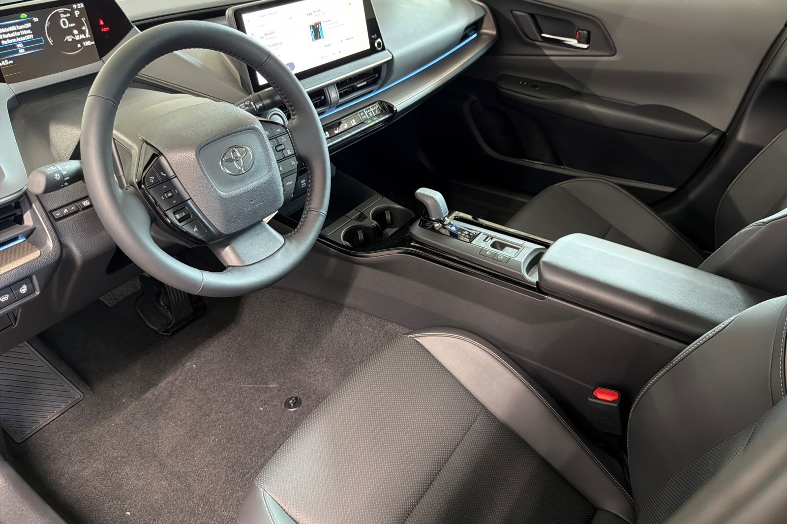 New 2027 Toyota Prius Limited w/ Limited Premium Package FWD image 10