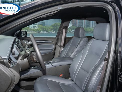 Used 2024 Buick Enclave Essence w/ Technology Package FWD image 17
