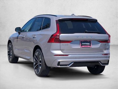 Certified 2026 Volvo XC60 B5 Ultra w/ Climate Package image 8