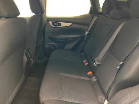Used 2019 Nissan Rogue Sport S AWD/4WD image 18