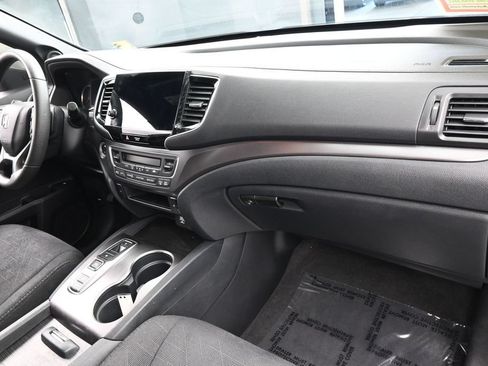 Used 2022 Honda Pilot Sport image 47