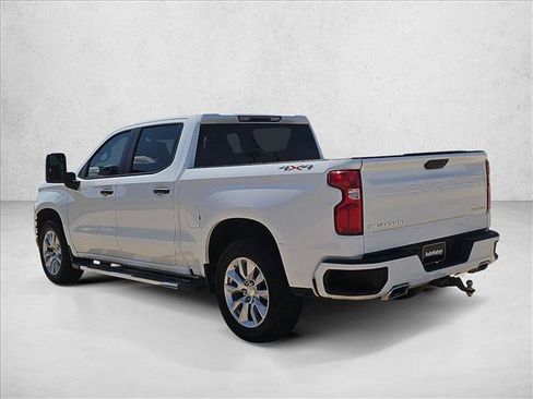 Used 2020 Chevrolet Silverado 1500 Custom w/ Custom Max Trailering Package AWD/4WD image 7