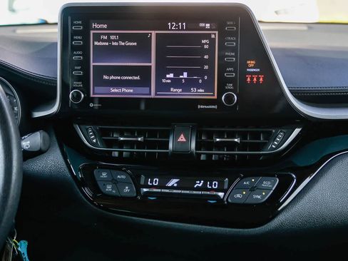 Used 2020 Toyota C-HR LE image 13