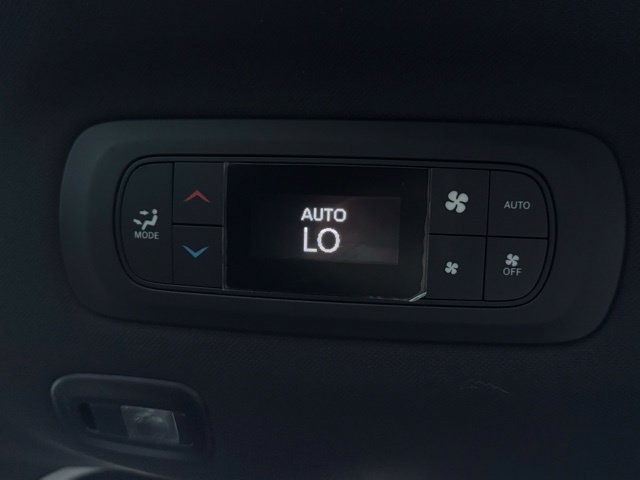 New 2026 Chrysler Pacifica Select AWD/4WD image 28