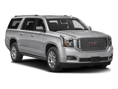 Used 2016 GMC Yukon XL Denali w/ Open Road Package image 9