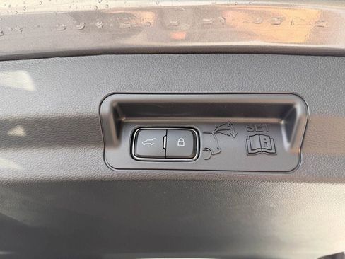 New 2026 Ford Explorer ST-Line w/ ST-Line Street Pack image 16