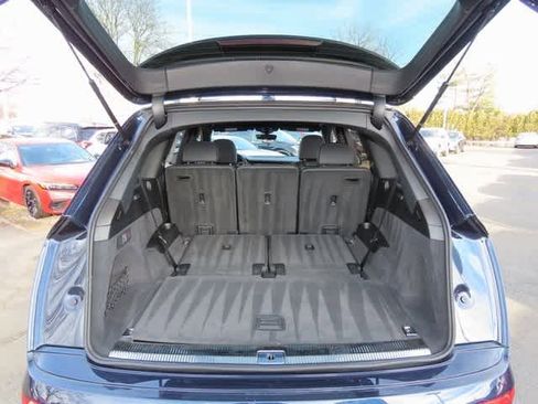 Used 2025 Audi Q7 3.0T Prestige w/ Prestige Package image 10