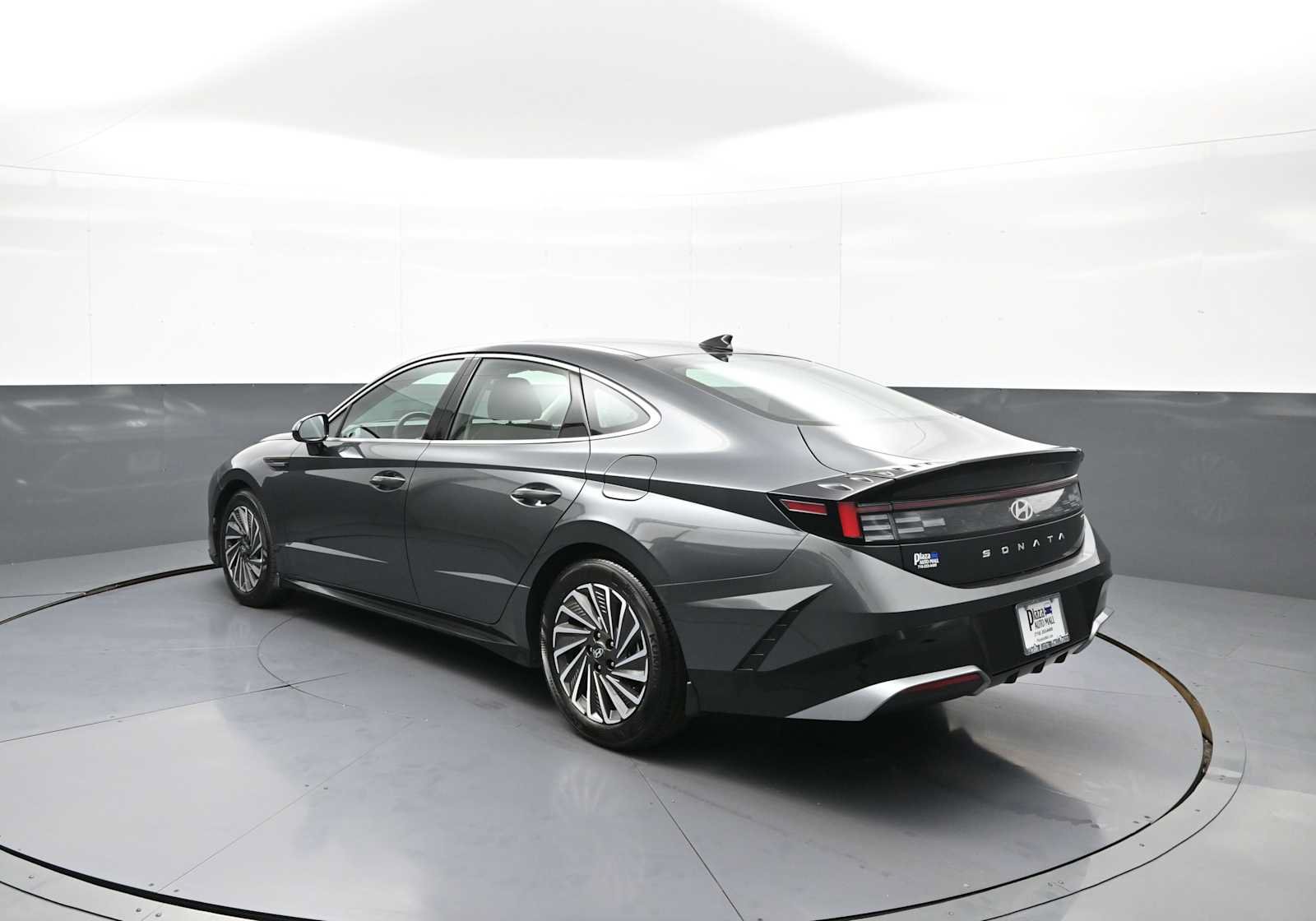 Used 2026 Hyundai Sonata SEL FWD image 8