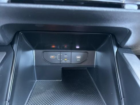 New 2026 Kia Sorento LX FWD image 37