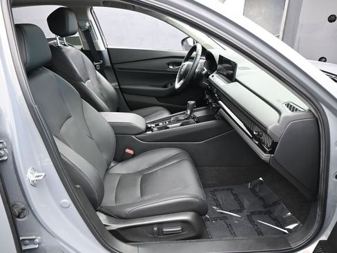 Used 2024 Honda Accord Touring image 38
