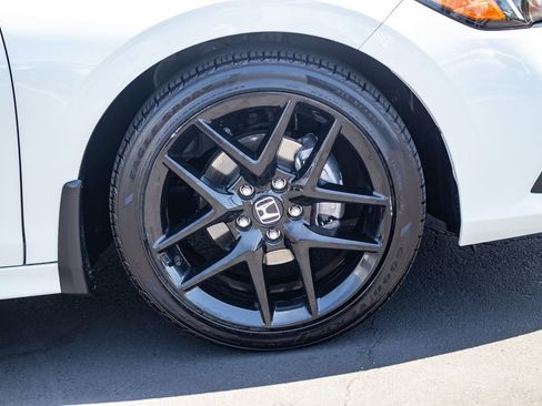 Used 2023 Honda Civic Sport image 13