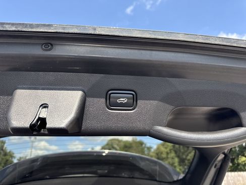 Used 2023 Kia Sportage SX FWD image 37