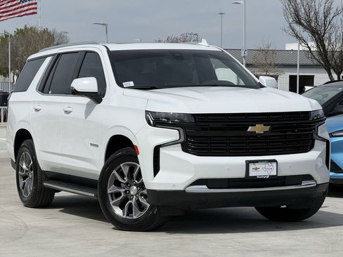 Certified 2022 Chevrolet Tahoe LT w/ LT Signature Package image 2