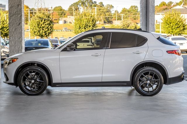 Used 2019 Alfa Romeo Stelvio AWD w/ Nero Edizione image 52