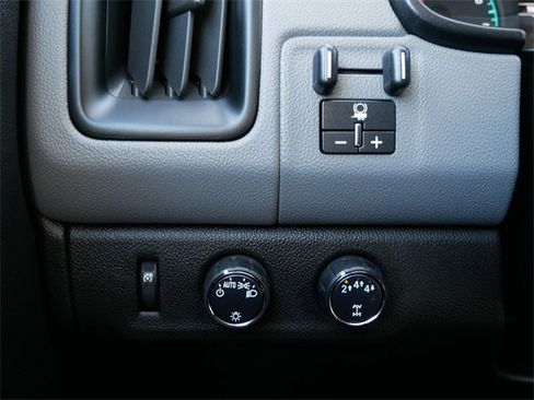 Used 2019 Chevrolet Colorado W/T w/ Custom Special Edition image 19