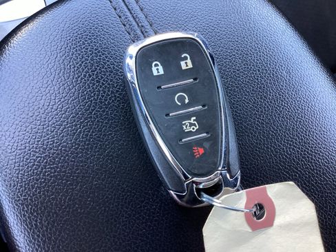 Used 2024 Chevrolet Malibu LT image 33