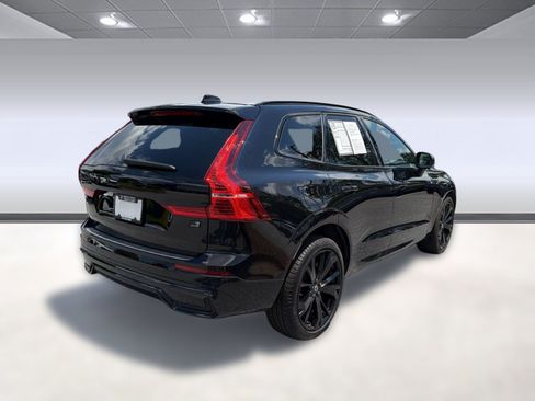 Used 2024 Volvo XC60 T8 Ultimate w/ Protection Package Premier AWD/4WD image 9