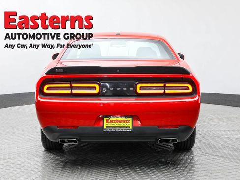 Used 2023 Dodge Challenger SXT image 6