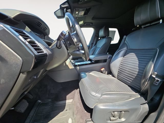 Used 2019 Land Rover Discovery HSE Luxury AWD/4WD image 9