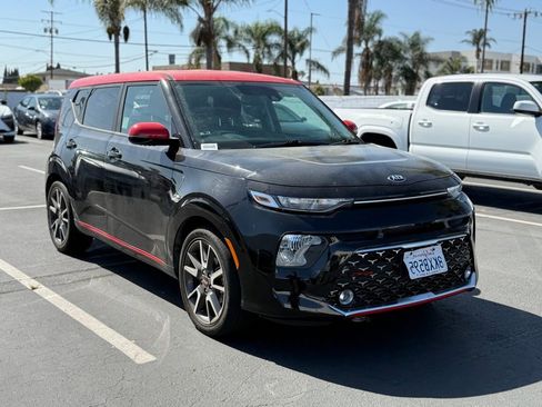 Used 2020 Kia Soul GT-Line FWD image 1