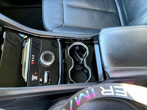 Used 2023 Jeep Grand Cherokee L Limited image 17