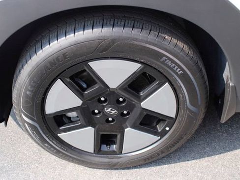 Used 2026 Hyundai Santa Fe SE AWD/4WD image 14
