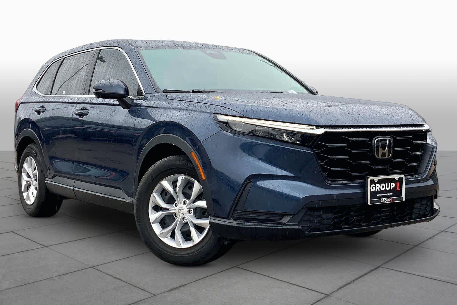 Used 2023 Honda CR-V LX image 3