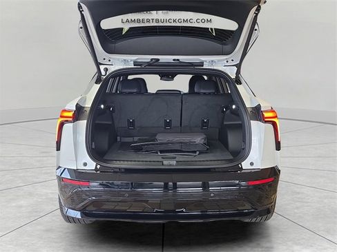 Used 2025 Chevrolet Blazer EV RS image 26