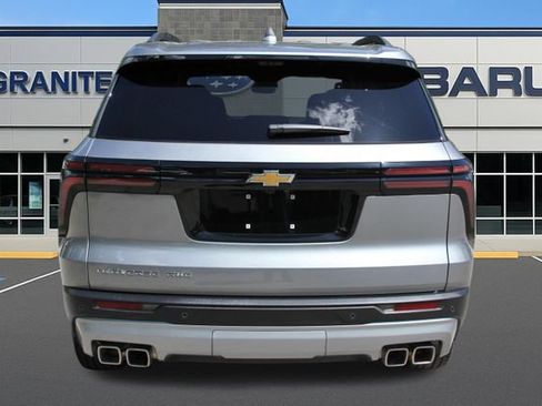 Used 2026 Chevrolet Traverse LT w/ Driver Confidence Package AWD/4WD image 9