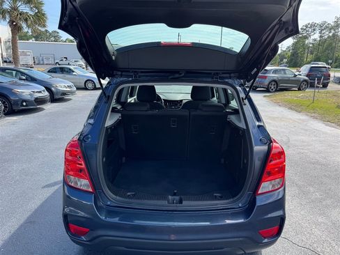 Used 2018 Chevrolet Trax LS FWD image 22