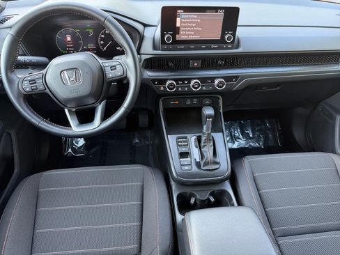 Used 2025 Honda CR-V Sport image 6