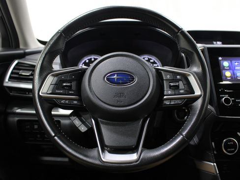 Used 2022 Subaru Forester Premium image 9