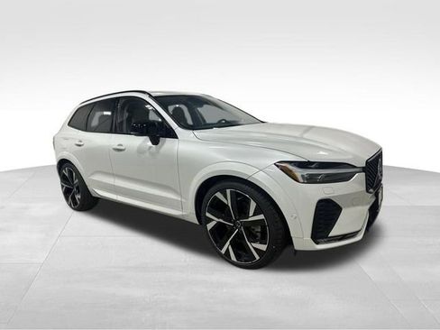 New 2026 Volvo XC60 B5 Ultra w/ Protection Package Premier image 3