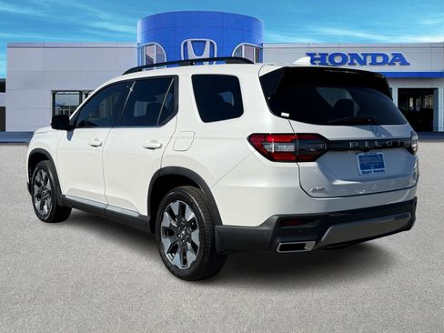 New 2026 Honda Pilot Elite image 4