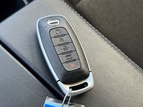 Used 2026 Nissan Rogue SV image 27