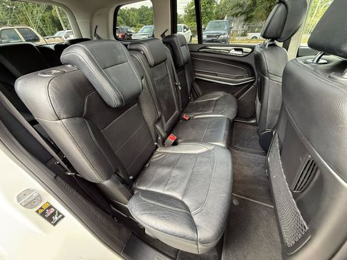Used 2018 Mercedes-Benz GLS 550 4MATIC image 33