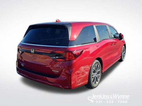 New 2026 Honda Odyssey Touring image 3