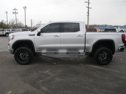 Used 2022 GMC Sierra 1500 SLT image 10