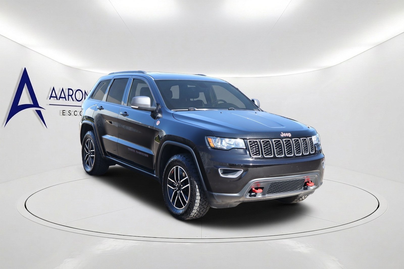 Used 2021 Jeep Grand Cherokee Trailhawk AWD/4WD image 3