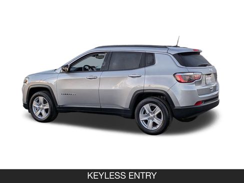 Used 2022 Jeep Compass Latitude image 5