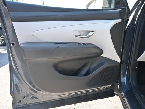Used 2025 Hyundai Tucson SEL FWD image 14