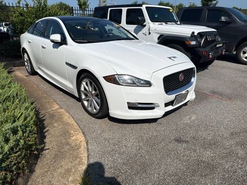 Used 2016 Jaguar XJ R-Sport AWD/4WD image 1