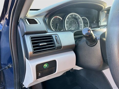 Used 2013 Honda Accord LX image 11