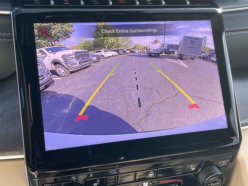 New 2025 Jeep Grand Cherokee L Limited w/ Black Appearance Package image 19